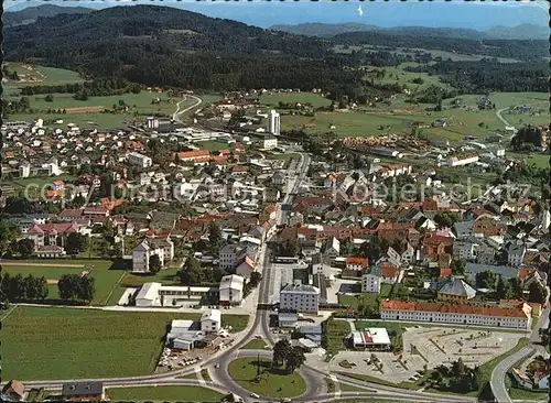 AK / Ansichtskarte Feldkirchen Kaernten Sommerfrische nahe Ossiachersee Fliegeraufnahme Kat. Feldkirchen in Kaernten