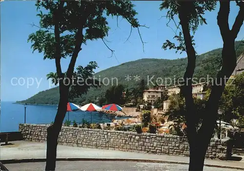 AK / Ansichtskarte Lovran Terrassencafe Restaurant mit Meerblick Kat. Kroatien