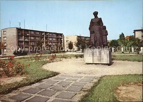 AK / Ansichtskarte Kalisz Pomnik Marii Konopnickiej Denkmal Kat. Kalisch Posen