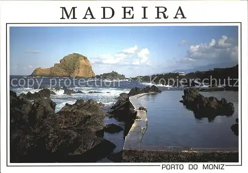 AK / Ansichtskarte Porto do Moniz Pormenor das piscinas Schwimmbecken Felskueste Brandung