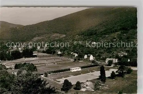 AK / Ansichtskarte Neustadt Weinstrasse Freibad mit Stadion Kat. Neustadt an der Weinstr.