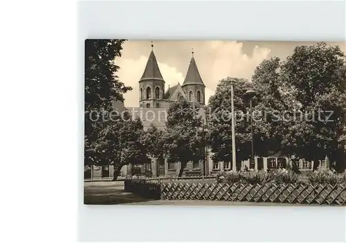 AK / Ansichtskarte Aken Elbe Friedensplatz Kirche Kat. Aken