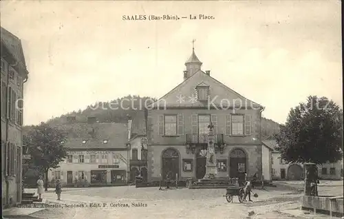 AK / Ansichtskarte Saales La Place Platz Denkmal / Saales /Arrond. de Molsheim