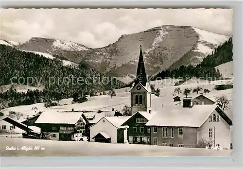 AK / Ansichtskarte Steibis Ortsansicht mit Kirche Hochgrat Winterpanorama Allgaeuer Alpen Kat. Oberstaufen