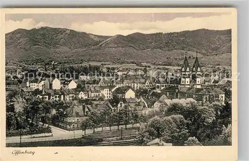 AK / Ansichtskarte Offenburg Stadtbild mit Dreifaltigkeitskirche Schwarzwald Kat. Offenburg