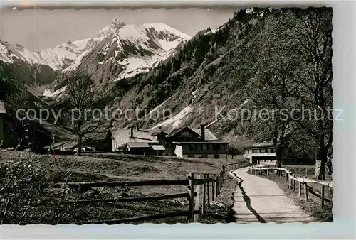 AK / Ansichtskarte Spielmannsau mit Trettach Kat. Oberstdorf