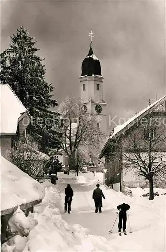 AK / Ansichtskarte Hoechenschwand Dorfmotiv mit Kirche Kat. Hoechenschwand