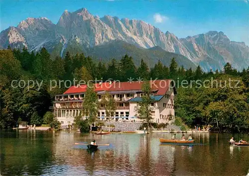 AK / Ansichtskarte Grainau Badersee Hotel Restaurant Zugspitzgruppe Wettersteingebirge Bootfahren Kat. Grainau