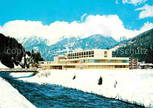 AK / Ansichtskarte Badgastein Sozialversicherungsanstalt der Bauern Sonderkrankenanstalt fuer Rheumakranke Alpenblick Kat. Bad Gastein