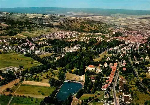 AK / Ansichtskarte Bad Orb Fliegeraufnahme Kurviertel mit Schwimmbad Kat. Bad Orb