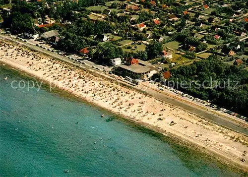 AK / Ansichtskarte Schoenberger Strand Fliegeraufnahme mit Strand Kat. Schoenberg (Holstein)