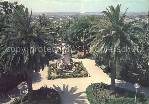 AK / Ansichtskarte Cisternino Villa Comunale Park Denkmal Palmen Kat. 