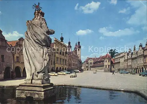 AK / Ansichtskarte Telc Namesti Miru Friedensplatz Statue Kat. Teltsch