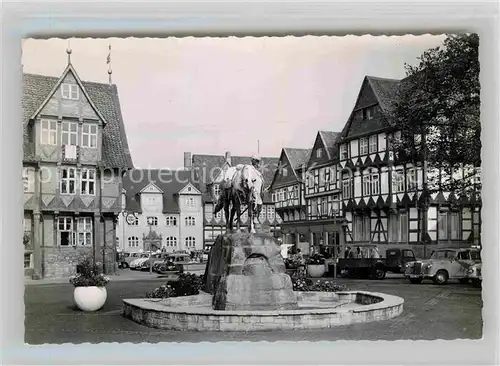 AK / Ansichtskarte Wolfenbuettel Brunnen Fachwerkhaeuser Kat. Wolfenbuettel