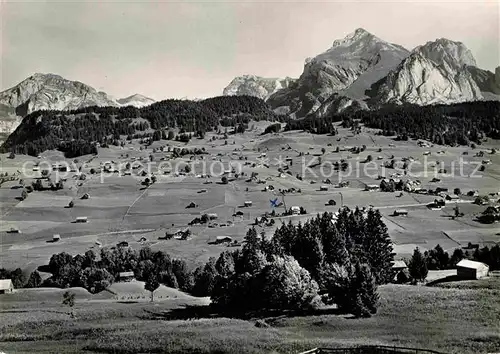 AK / Ansichtskarte Wildhaus Lisighaus SG mit Schafberg und Saentis Kat. Wildhaus