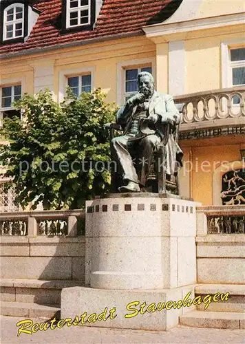 AK / Ansichtskarte Stavenhagen Fritz Reuter Denkmal Kat. Stavenhagen Reuterstadt