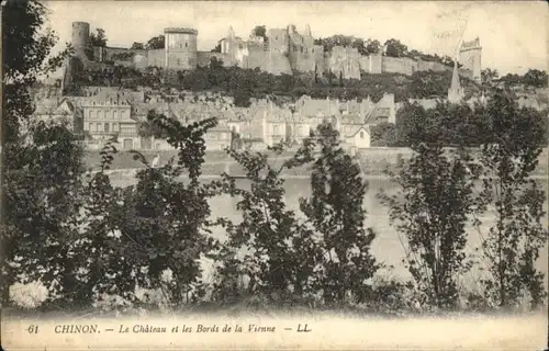 Chinon Chateau les Bords de la Vienne *