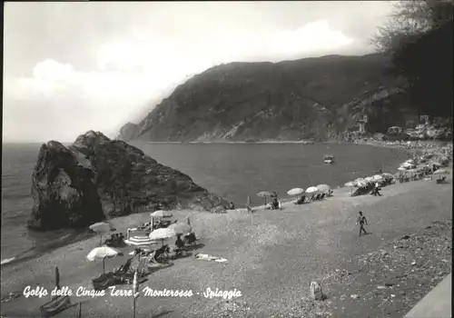 Monterosso Monterosso Spiaggia * / Italien /Italien