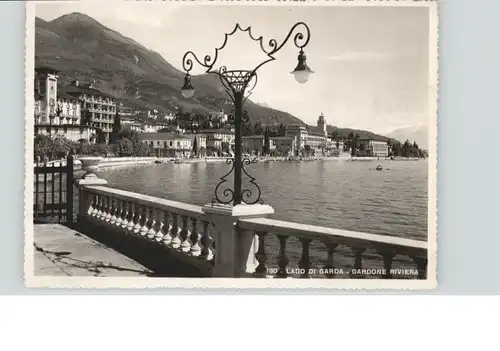 Gardone Gardone Riviera Lago Garda Gardasee * / Italien /Italien