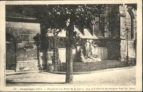 AK / Ansichtskarte Compiegne Oise Monument Morts Guerre *