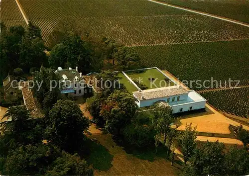 AK / Ansichtskarte Cheval Blanc Chateau vue aerienne Kat. Cheval Blanc