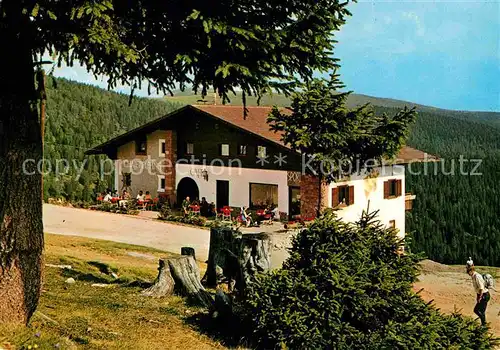 AK / Ansichtskarte Hafling Meran Chalet Piffing Restaurant Pension Kat. Avelengo Suedtirol