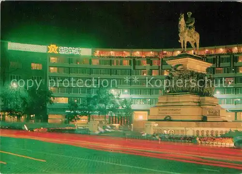 AK / Ansichtskarte Sofia Sophia Denkmal Brueder Befreier Grand Hotel Sofia Kat. Sofia