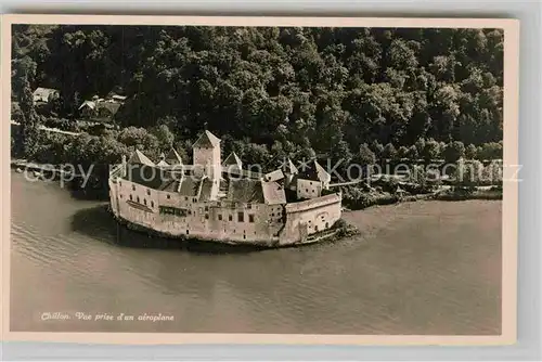 AK / Ansichtskarte Chillon Fliegeraufnahme Burg Kat. Montreux