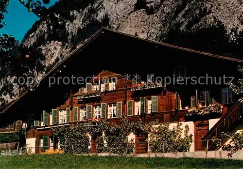 AK / Ansichtskarte Simmental Chalet Kat. Zweisimmen