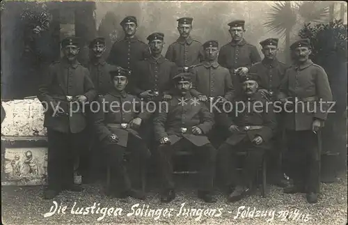 AK / Ansichtskarte Militaria Landwehr Landsturm Batl. Gruppenfoto WK1 