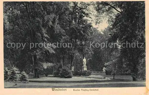 AK / Ansichtskarte Wiesbaden Gustav Freytag Denkmal Kat. Wiesbaden