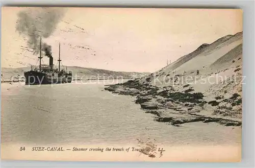 AK / Ansichtskarte Suez Suez Canal Steamer crossing the trench of Touzoum Kat. Aegypten