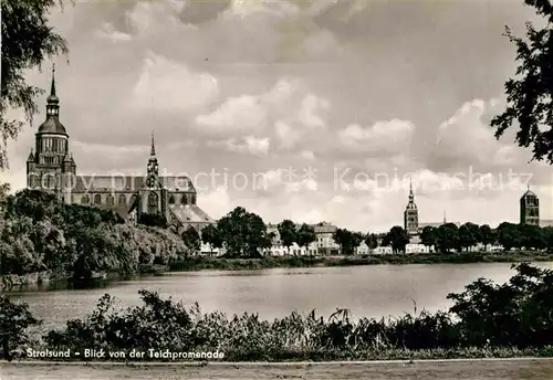 AK / Ansichtskarte Stralsund Mecklenburg Vorpommern Blick von der Teichpromenade Kirche Kat. Stralsund