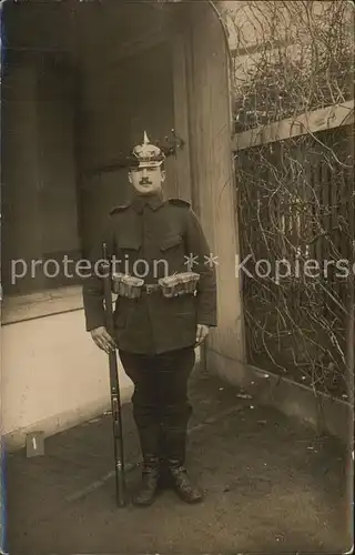 AK / Ansichtskarte Militaria Landwehr Landsturm Soldat WK1