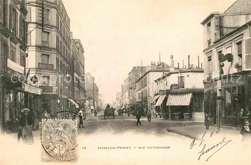 AK / Ansichtskarte Levallois Perret Rue Victor Hugo Kat. Levallois Perret