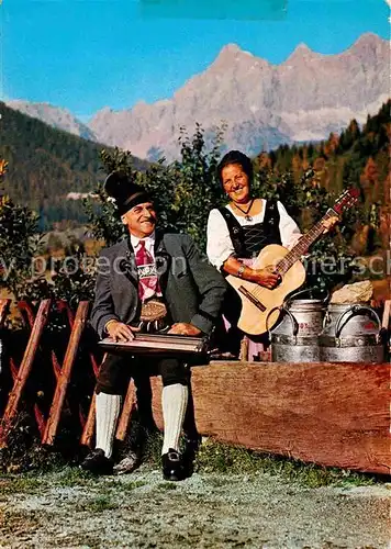 AK / Ansichtskarte Hackbrett Zither Gitarre Alpenlieder Jodlerduo Die Manhartseder vom Georgenberg Kat. Musik