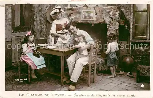 AK / Ansichtskarte Foto Stebbing Paris Charme du Foyer Familie  Kat. Fotografie