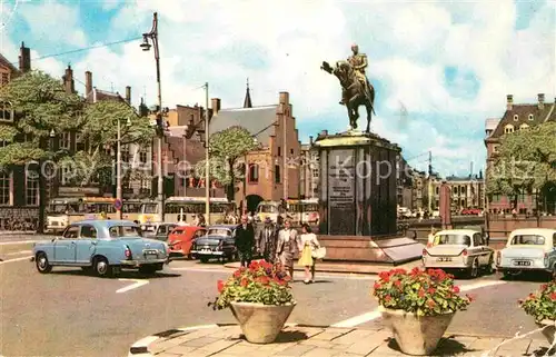 AK / Ansichtskarte Den Haag Buitenhof met Standbeeld Willem II Reiterstandbild Kat. s Gravenhage