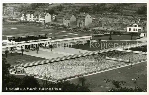 AK / Ansichtskarte Neustadt Haardt Stadion Freibad  Kat. Neustadt an der Weinstr.