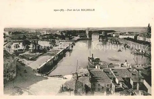 AK / Ansichtskarte La Rochelle Charente Maritime Le Port Kat. La Rochelle