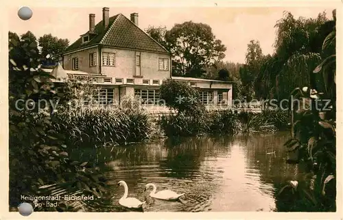 AK / Ansichtskarte Heiligenstadt Eichsfeld Kneipp Bad Schwanenteich Kat. Heiligenstadt