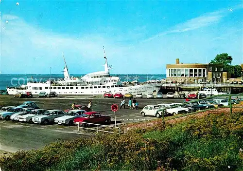 AK / Ansichtskarte Wilhelmshaven Helgoland Kai mit Strandhalle und Seebaederschiff Wilhelmshaven Kat. Wilhelmshaven