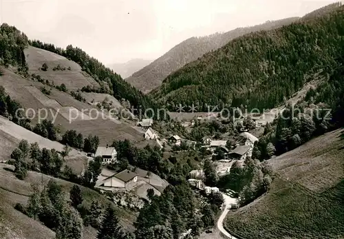 AK / Ansichtskarte Wildgutach Panorama Gasthaus Pension zum Loewen Kat. Simonswald