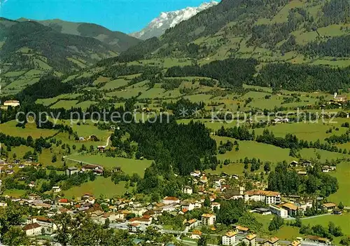 AK / Ansichtskarte Schwarzach Pongau Fliegeraufnahme mit Schloss Schermberg und St. Veit gegen Hochkoenig Kat. Schwarzach im Pongau