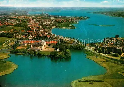 AK / Ansichtskarte Schleswig Schlei Schlossinsel Schloss Gottorp  Burgsee Burggraben Kat. Erfde