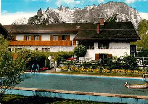 AK / Ansichtskarte Mittenwald Karwendel Tirol Gaestehaus Simons Kat. Schwaz