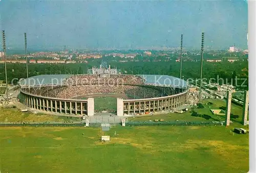 AK / Ansichtskarte Stadion Berlin Olympiastadion  Kat. Sport