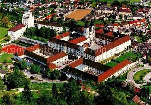 AK / Ansichtskarte Kremsmuenster Benediktinerstift Luftbild Kat. Kremsmuenster