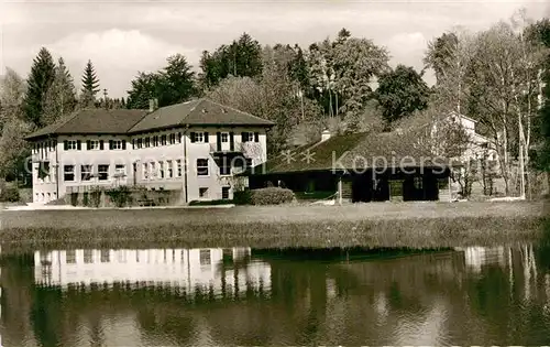 AK / Ansichtskarte Chiemsee Yachtschule Kat. Chiemsee