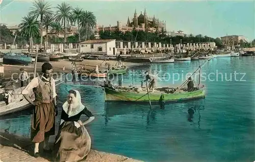 AK / Ansichtskarte Palma de Mallorca Rincon del puerto Hafen Fischerboote Trachten Kat. Palma de Mallorca